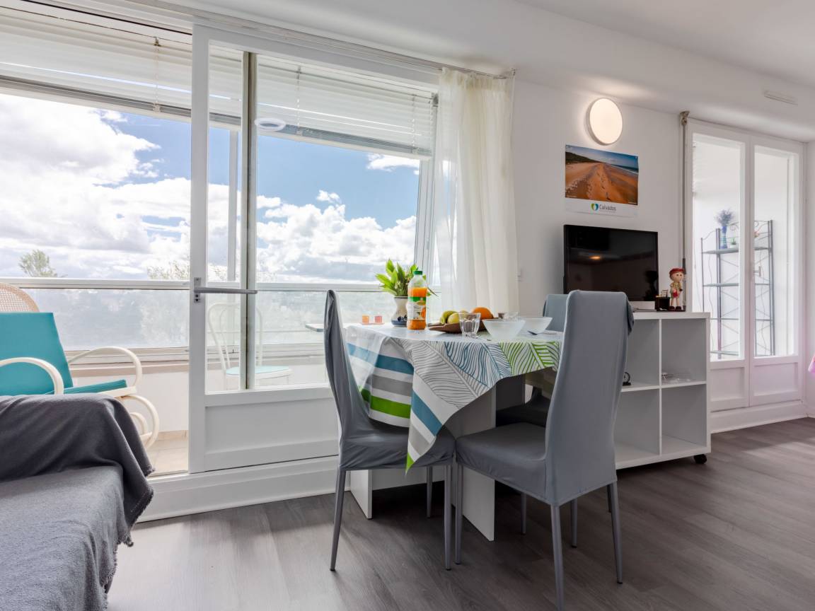 22 M² Apartment ∙ 1 Bedroom ∙ 2 Guests - Courseulles-sur-Mer