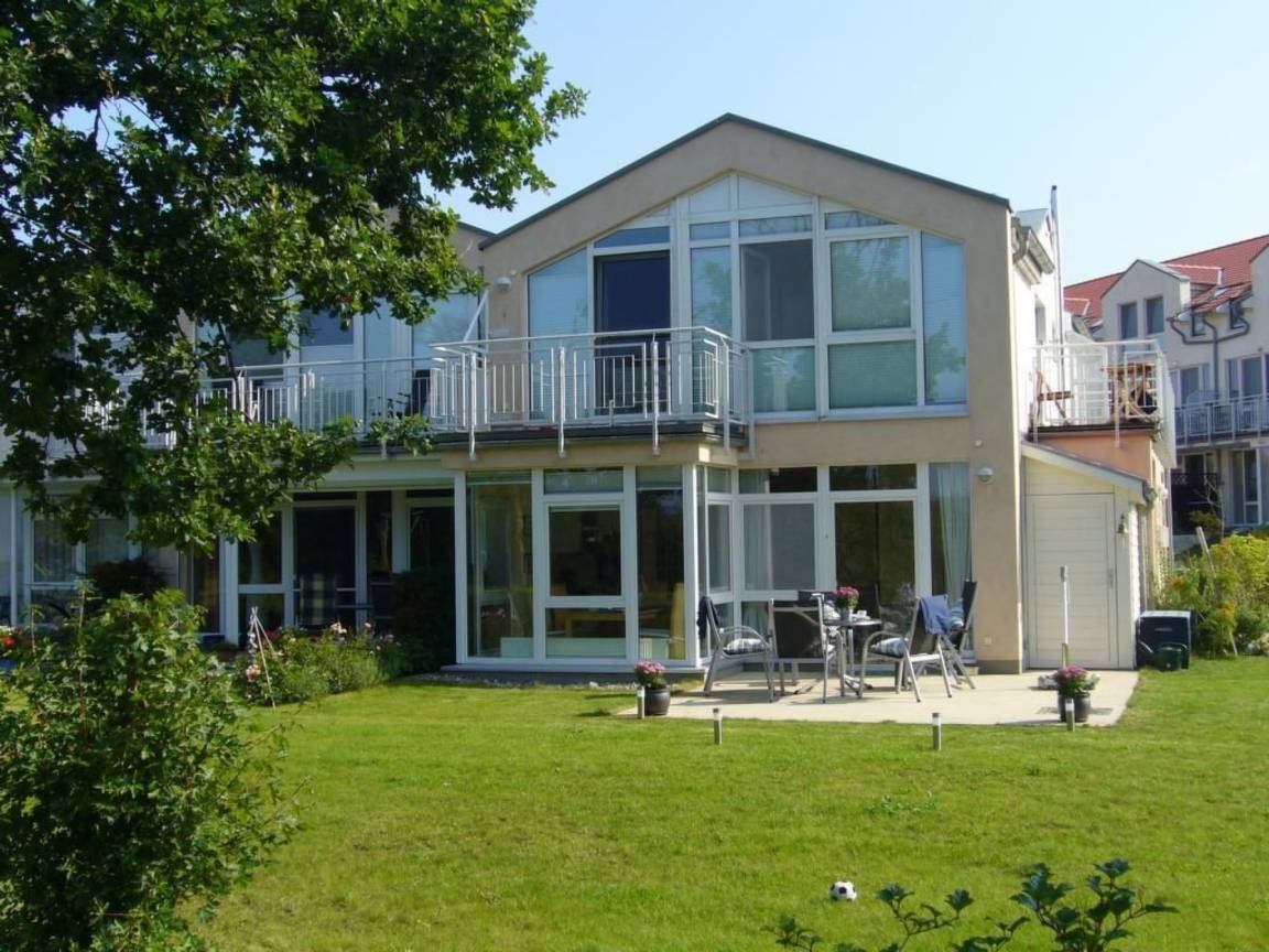 86 M² Ferienhaus ∙ 2 Schlafzimmer ∙ 2 Gäste - Rerik