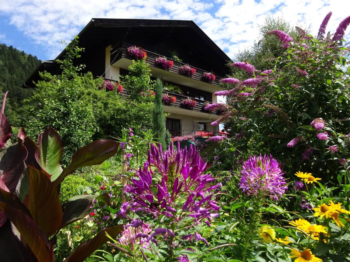 52 M² Ferienwohnung ∙ 2 Schlafzimmer ∙ 6 Gäste - Millstatt