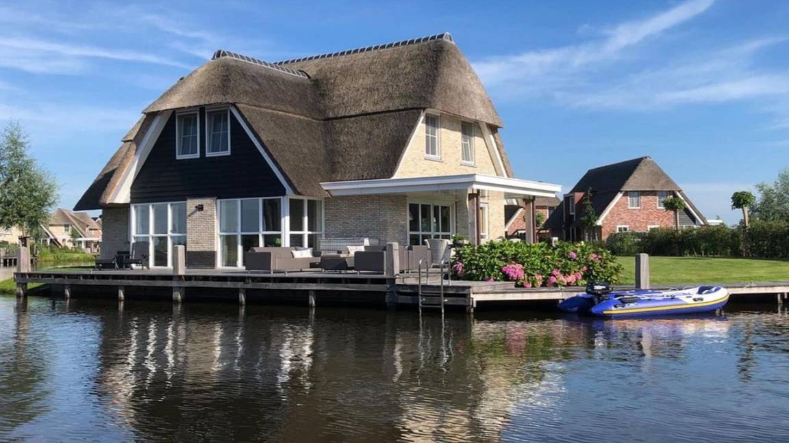 210 M² Apartment ∙ 4 Bedrooms ∙ 8 Guests - Lemmer