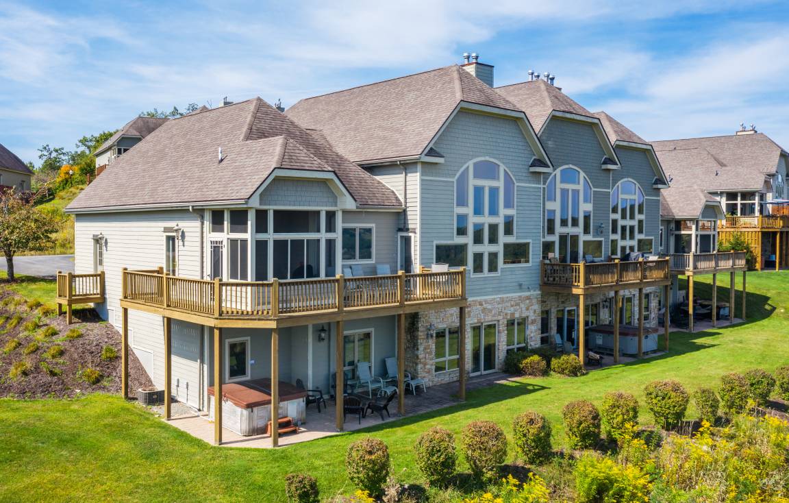 340 M² House ∙ 4 Bedrooms ∙ 12 Guests - Deep Creek Lake, MD