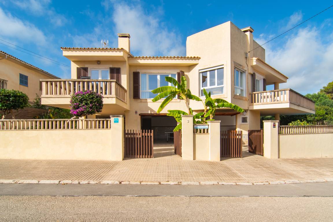 Hauptansicht vom Villa: Es Ganxo House Bbq & Pool