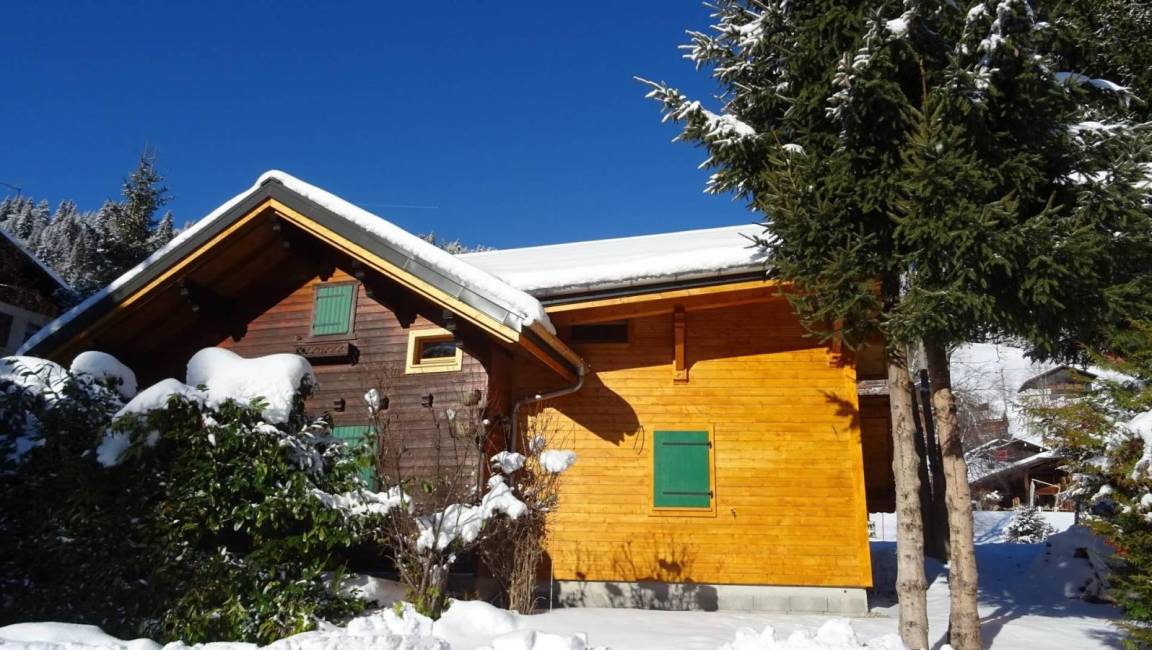 104 m&sup2; Chalet 4 Schlafzimmer 8 G&auml;ste