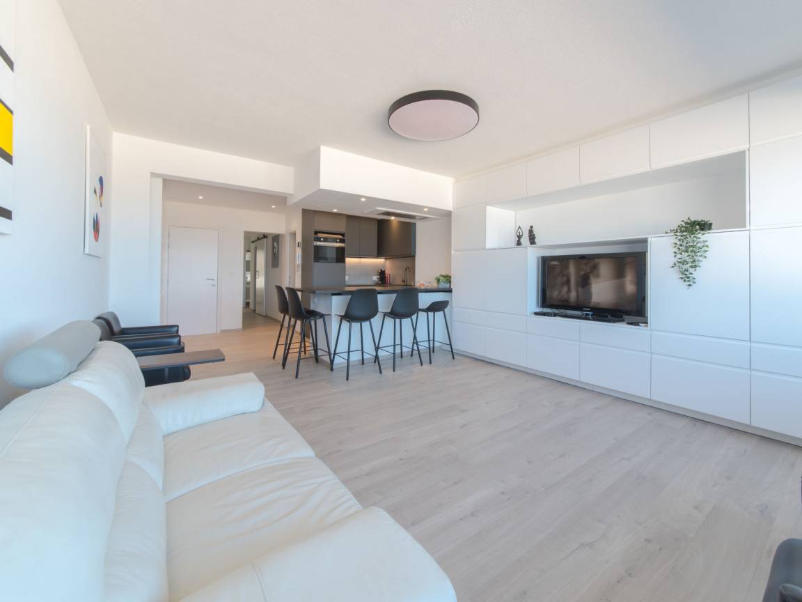 70 M² Apartment ∙ 2 Bedrooms ∙ 4 Guests - Ostend
