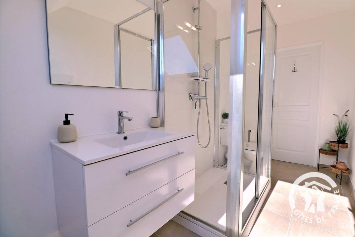 208 m² Gîte ∙ 3 Schlafzimmer ∙ 8 Gäste – Bild 22
