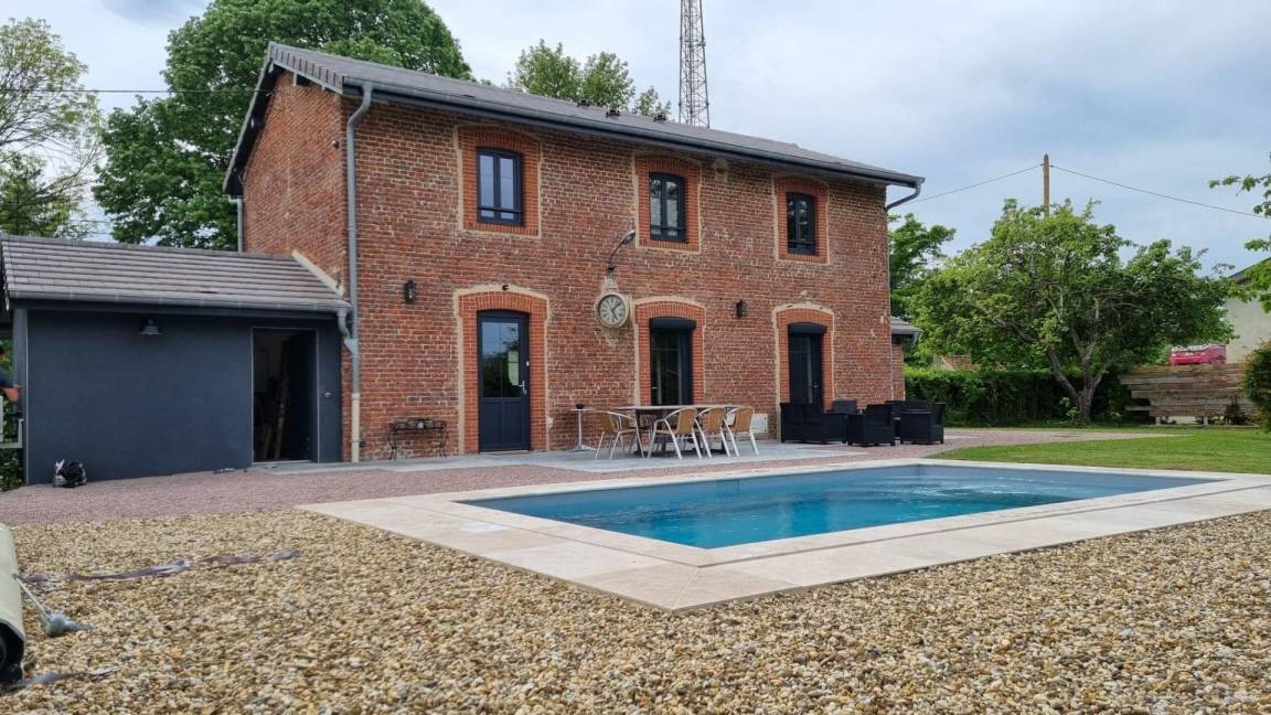 112 m&sup2; G&icirc;te 4 Schlafzimmer 8 G&auml;ste