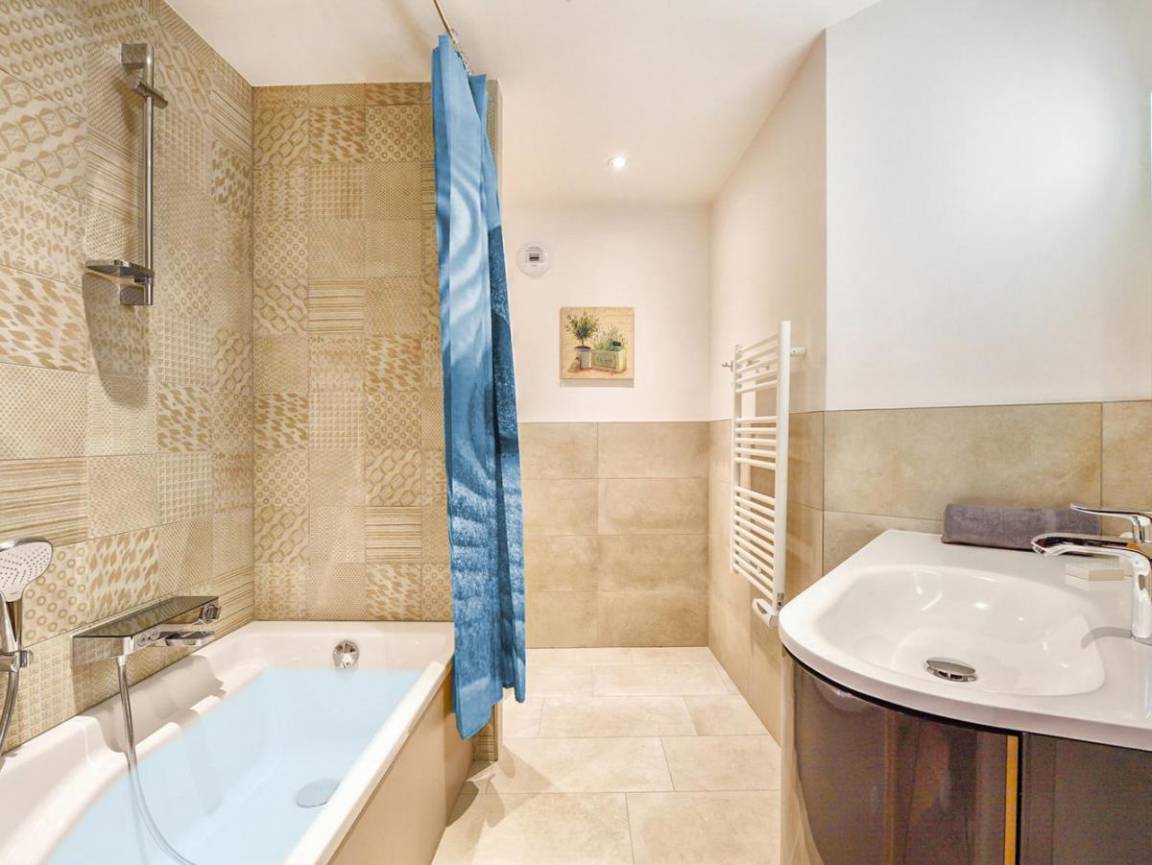 130 m² Chalet ∙ 4 Schlafzimmer ∙ 8 Gäste – Bild 10