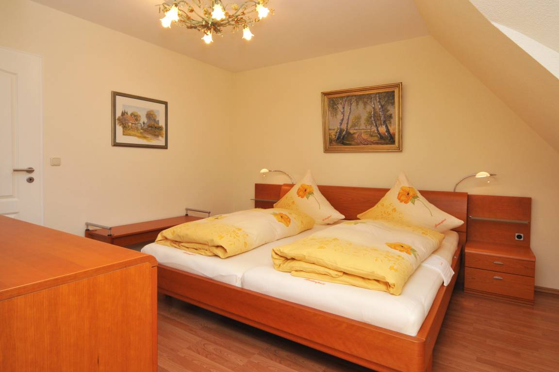 150 m² Ferienhaus ∙ 3 Schlafzimmer ∙ 4 Gäste – Bild 3