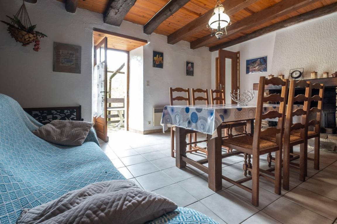 75 m² Gîte ∙ 2 Schlafzimmer ∙ 6 Gäste – Bild 3