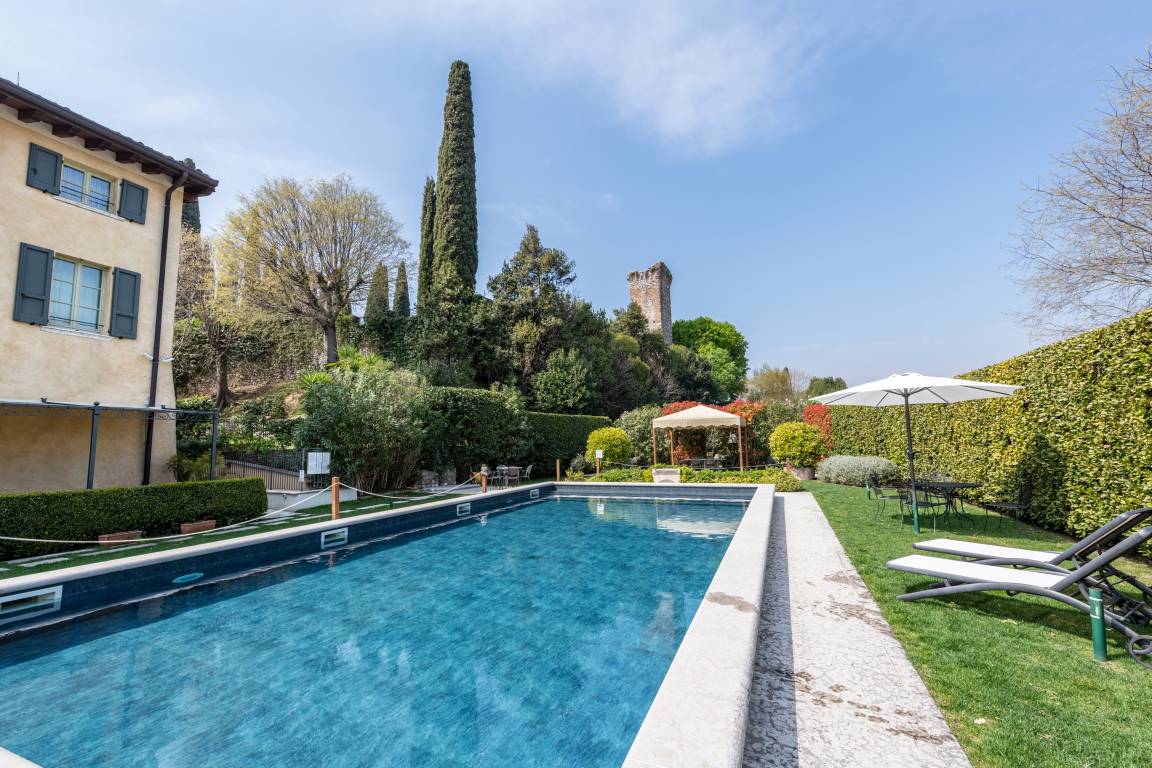 80 M² Appartement ∙ 2 Chambres ∙ 6 Personnes - Gardone Riviera