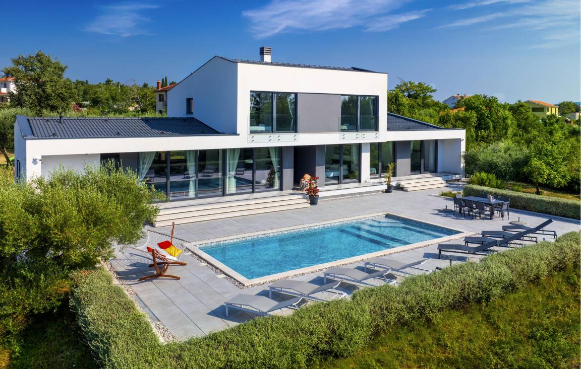 320 M² House ∙ 4 Bedrooms ∙ 8 Guests - Rabac