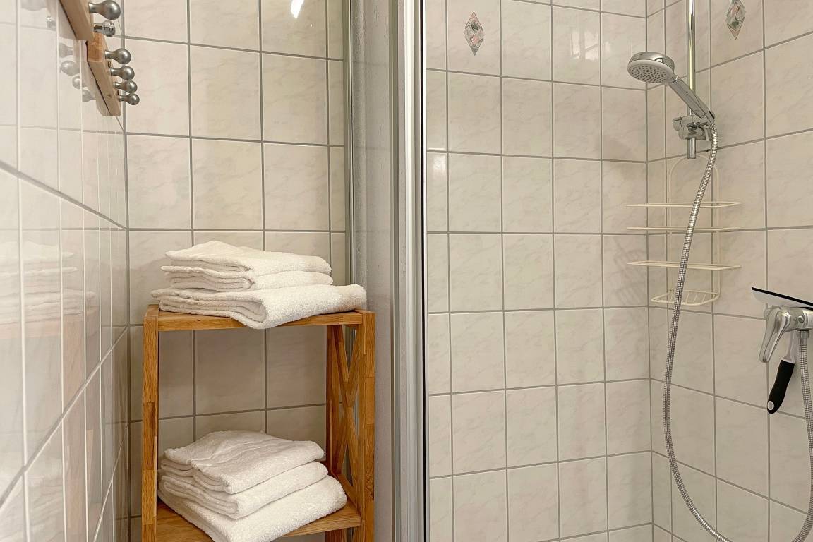 65 m² Ferienwohnung ∙ 2 Schlafzimmer ∙ 4 Gäste – Bild 16