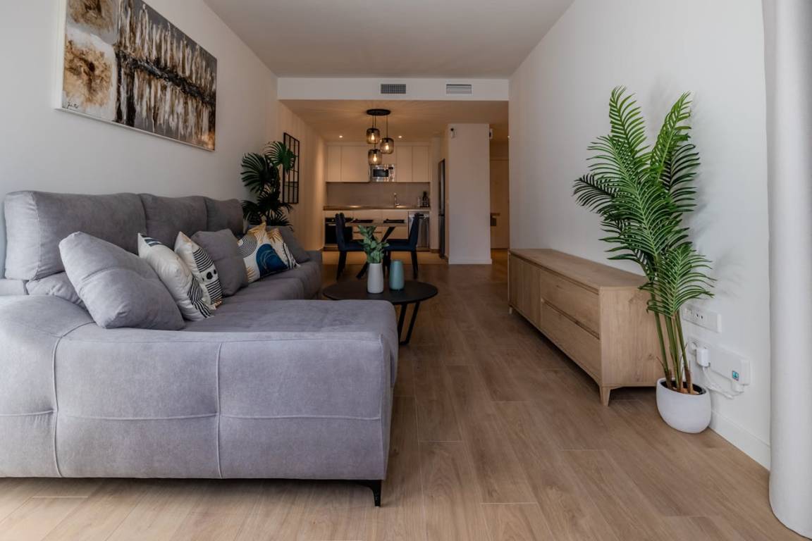67 M² Apartment ∙ 2 Bedrooms ∙ 4 Guests - Málaga