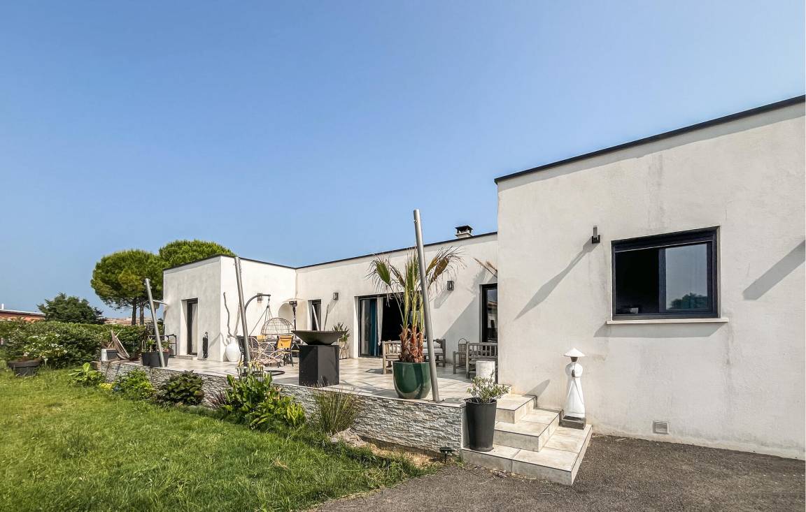 130 M² Casa ∙ 3 Habitaciones ∙ 6 Huéspedes - Alès