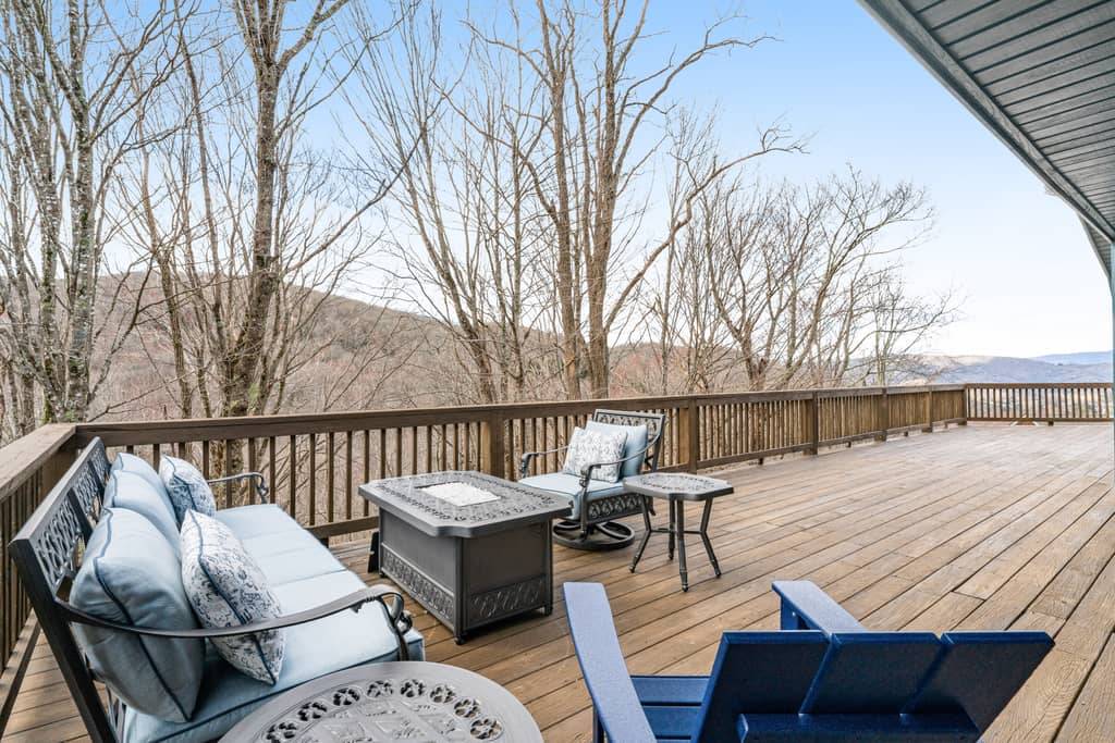 House ∙ 3 Bedrooms ∙ 10 Guests - Banner Elk, NC