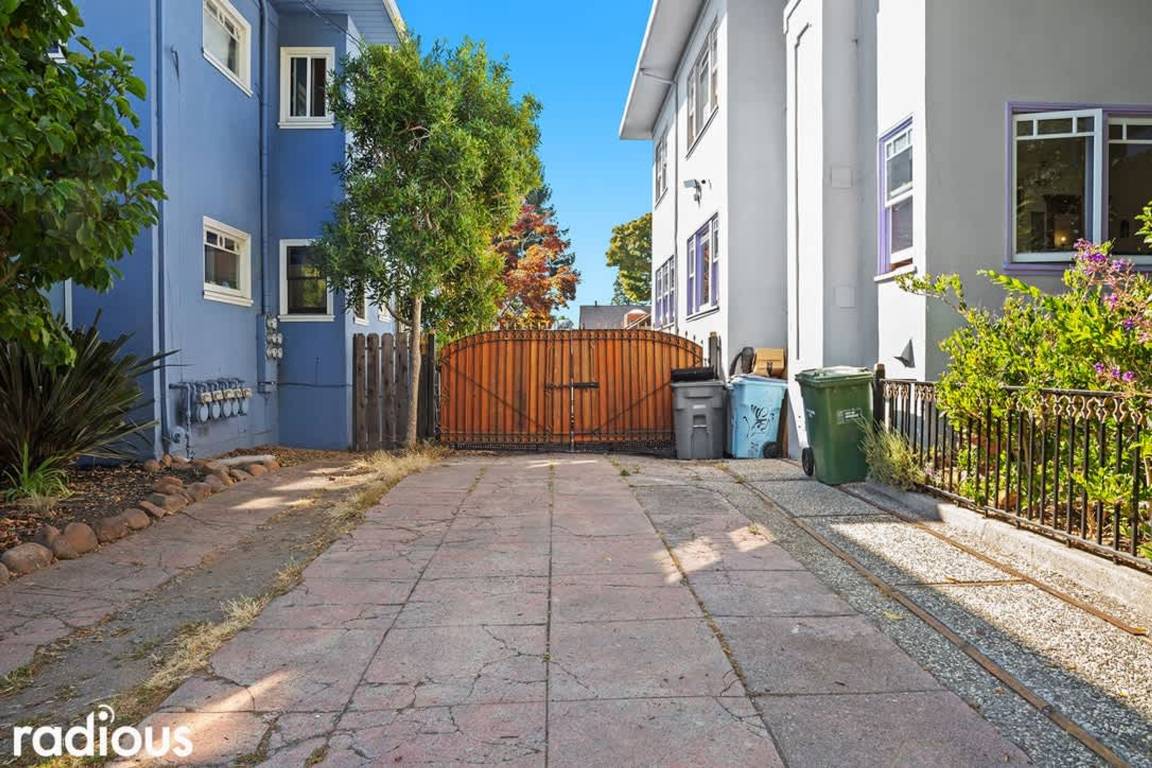 Apartment ∙ 3 Bedrooms ∙ 8 Guests - Berkeley, CA