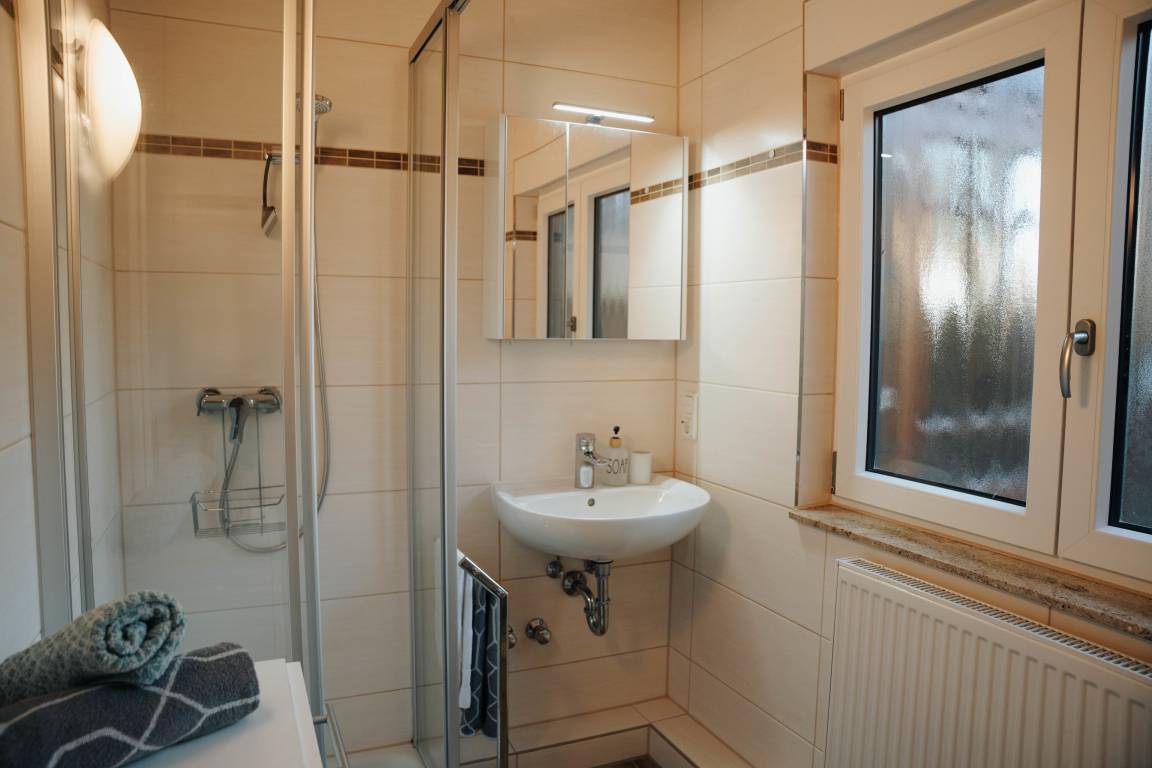 180 m² Ferienhaus ∙ 4 Schlafzimmer ∙ 7 Gäste – Bild 3