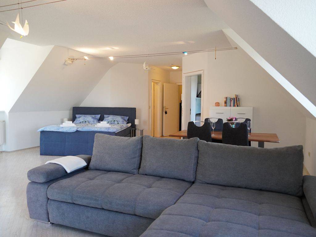 80 M² Ferienwohnung ∙ 4 Gäste - Muggendorf
