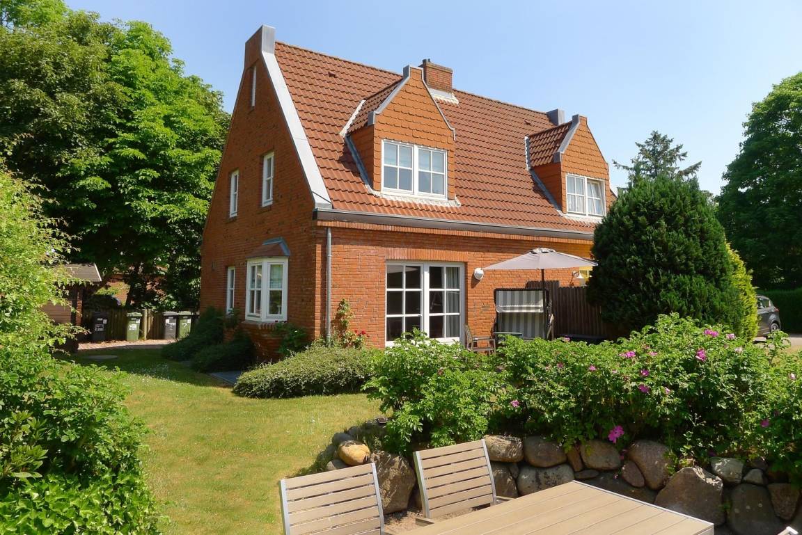90 m² Ferienhaus ∙ 1 Schlafzimmer ∙ 4 Gäste – Bild 1
