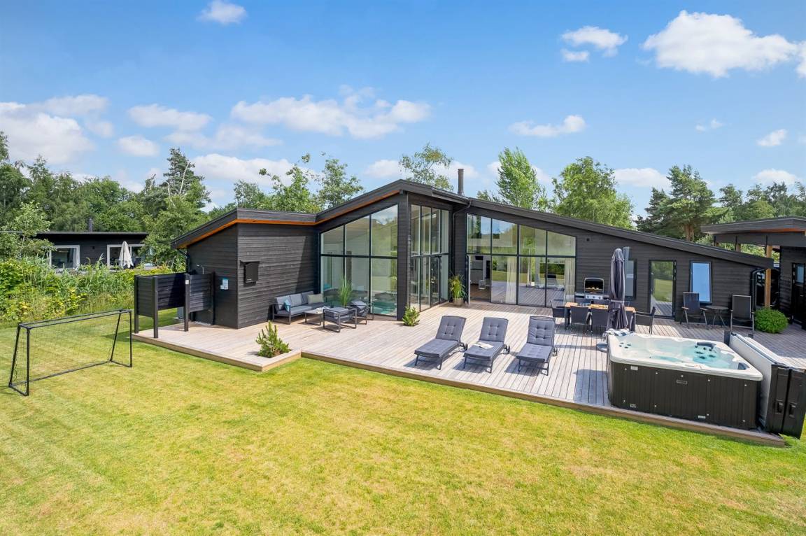 140 m&sup2; Ferienhaus 4 Schlafzimmer 8 G&auml;ste