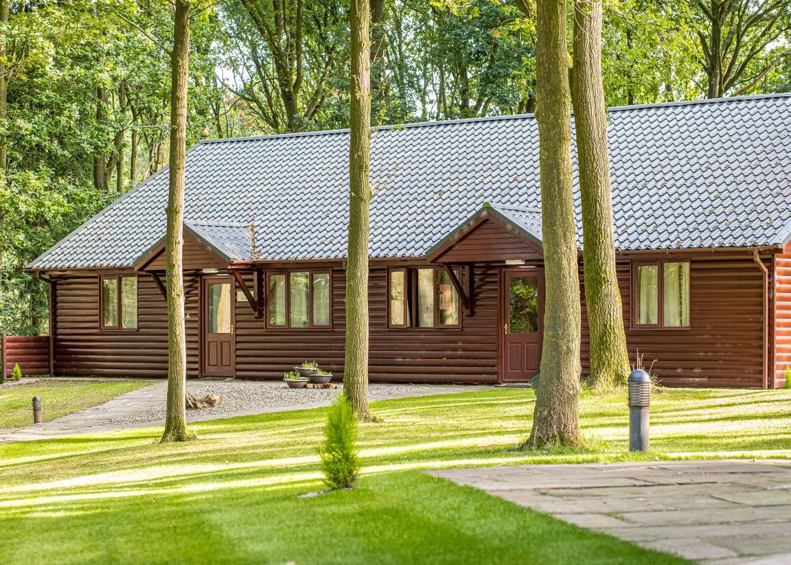 Chalet ∙ 2 Bedrooms ∙ 4 Guests - Cheshire