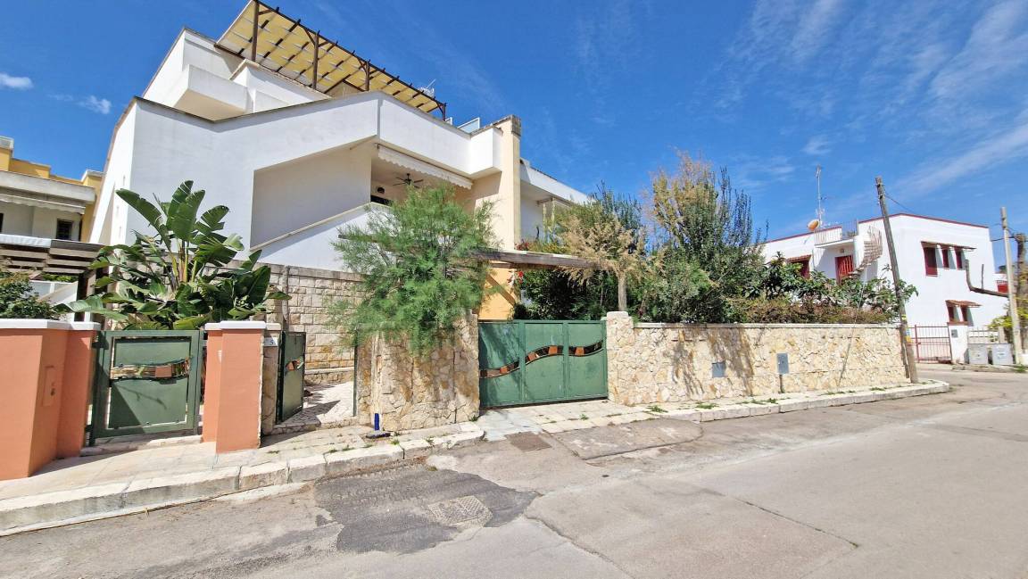 95 M² Villa ∙ 2 Habitaciones ∙ 5 Huéspedes - Gallipoli