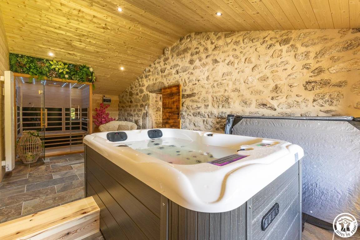 140 m² Gîte ∙ 3 Schlafzimmer ∙ 6 Gäste – Bild 22
