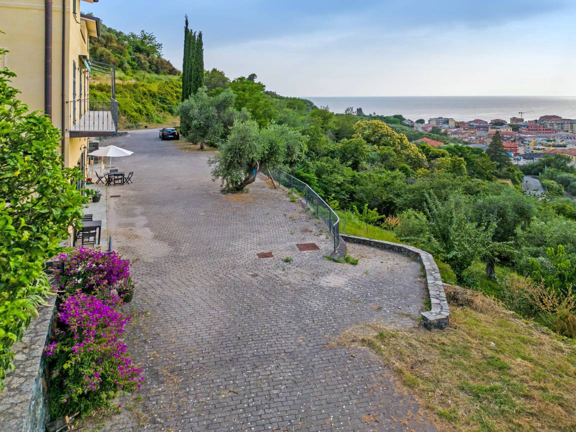 60 M² Apartment ∙ 2 Bedrooms ∙ 4 Guests - Levanto