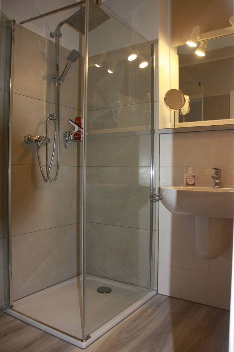 62 m² Ferienwohnung ∙ 2 Schlafzimmer ∙ 4 Gäste – Bild 8
