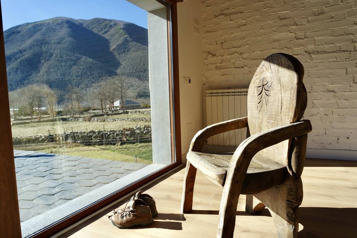 70 M² Casa ∙ 1 Habitación ∙ 4 Huéspedes - Villablino