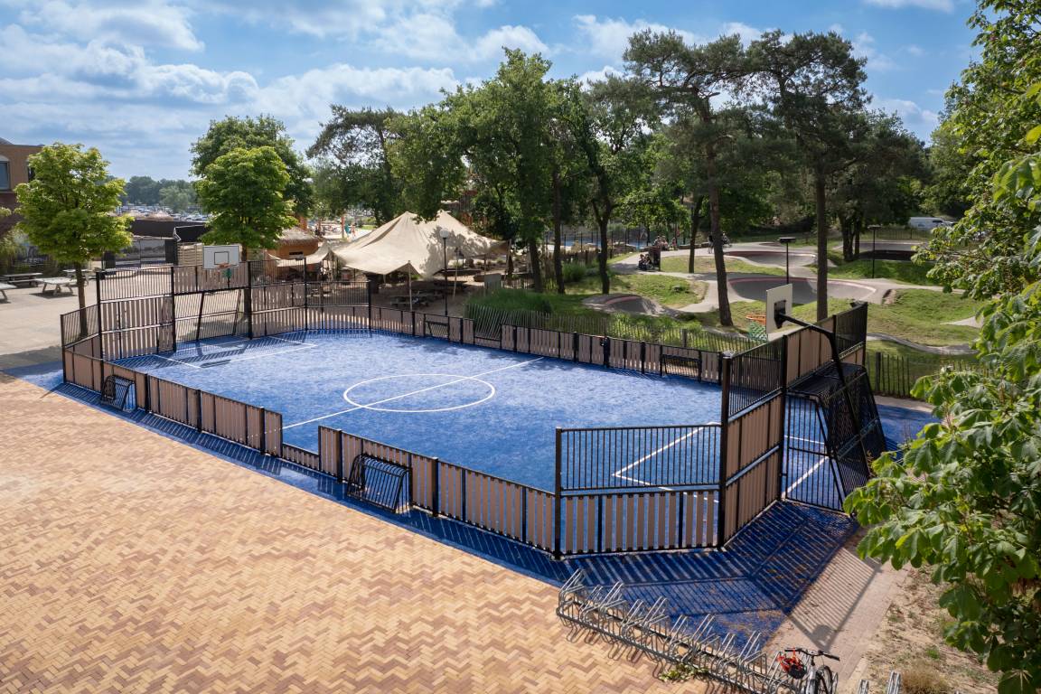 83 M² Appartement ∙ 2 Slaapkamers ∙ 4 Gasten - Weeze