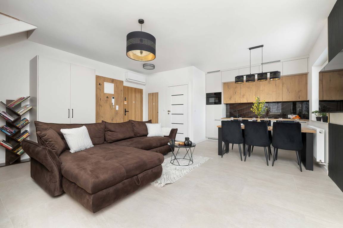 59 M² Apartament ∙ 2 Sypialnie ∙ 6 Gości - Ustroń