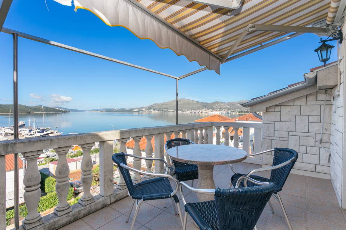 31 M² Ferienwohnung ∙ 1 Schlafzimmer ∙ 4 Gäste - Trogir