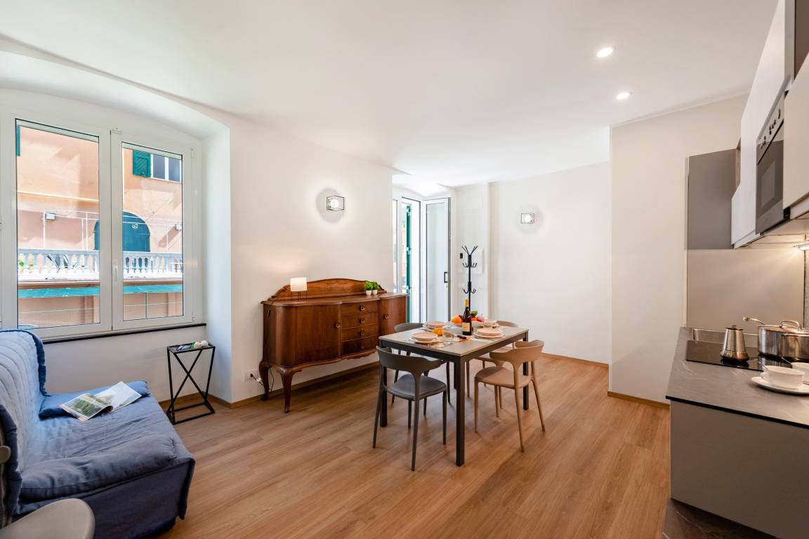 90 M² Ferienwohnung ∙ 3 Schlafzimmer ∙ 8 Gäste - Genua