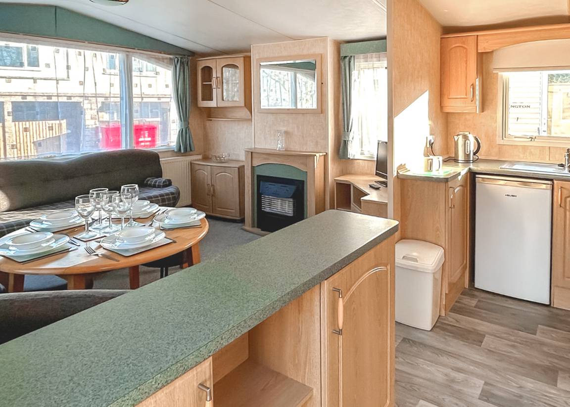 Caravan ∙ 3 Bedrooms ∙ 5 Guests - Hampshire