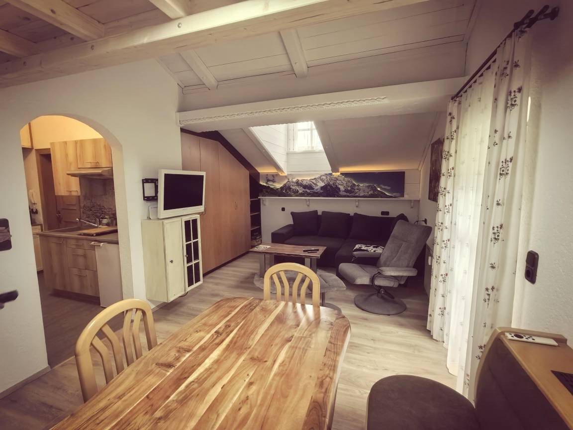 50 M² Ferienwohnung ∙ 1 Schlafzimmer ∙ 5 Gäste - Hinterthal