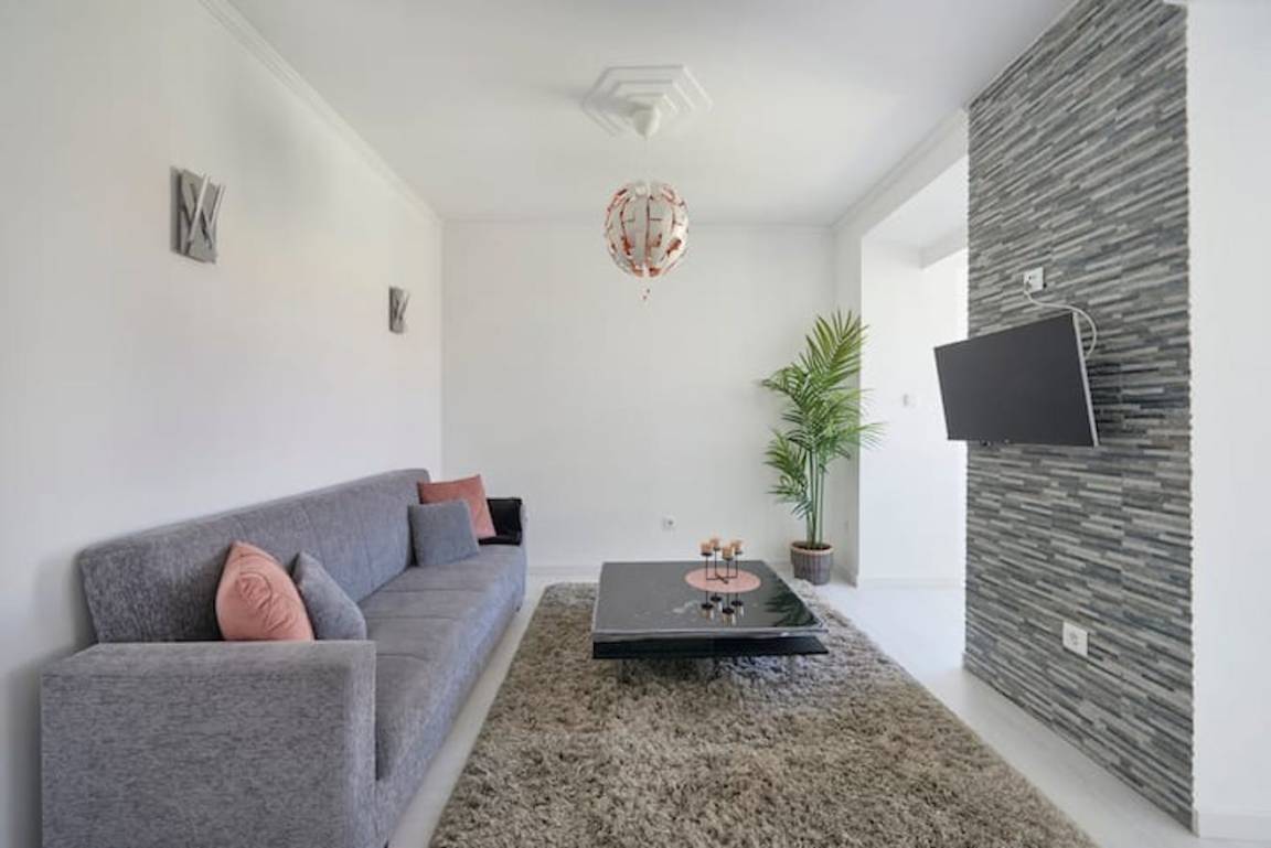 75 M² Apartamento ∙ 2 Habitaciones ∙ 4 Huéspedes - Lisboa