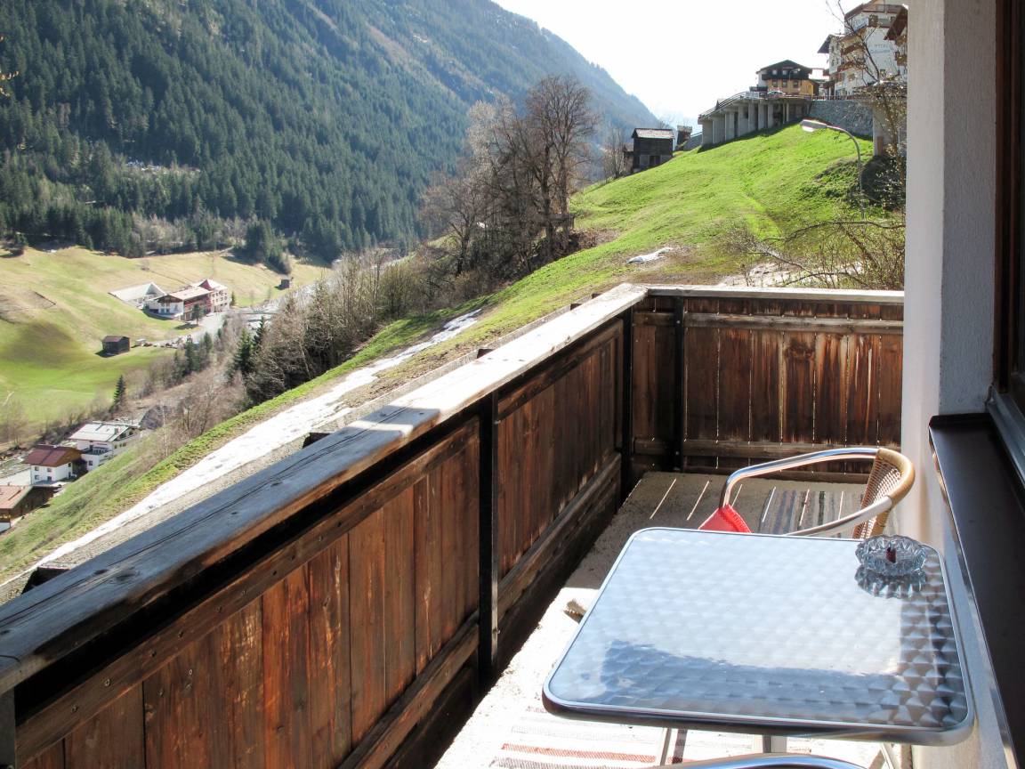 150 M² Apartment ∙ 7 Bedrooms ∙ 12 Guests - Ischgl