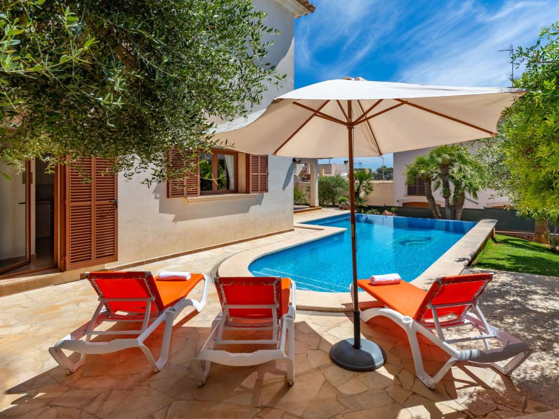 270 M² Maison De Vacances ∙ 3 Chambres ∙ 6 Personnes - Cala d'Or