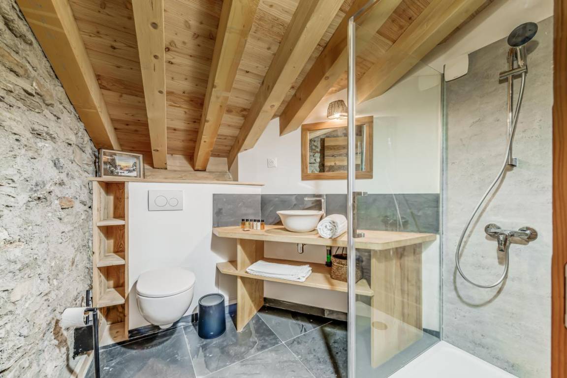 130 m² Chalet ∙ 5 Schlafzimmer ∙ 12 Gäste – Bild 38
