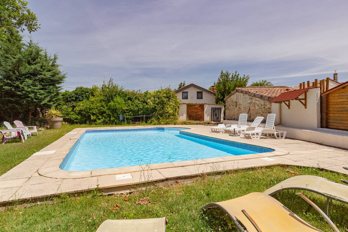 15 M² Chambre D'hôtes ∙ 1 Chambre ∙ 2 Personnes - Montélimar