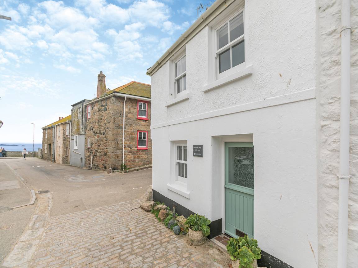Cottage ∙ 2 Bedrooms ∙ 4 Guests - Carbis Bay