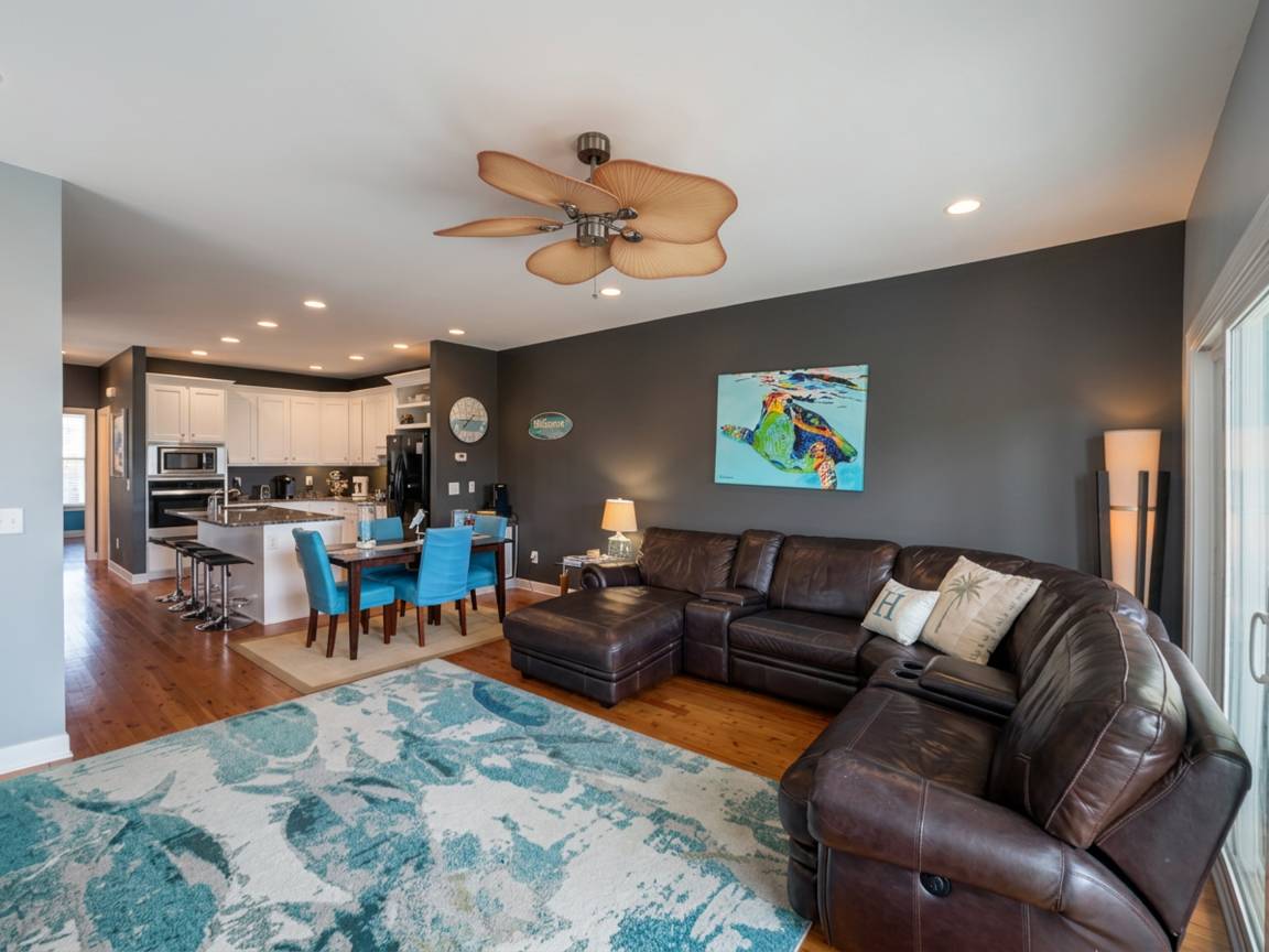 149 M² House ∙ 3 Bedrooms ∙ 6 Guests - Carolina Beach, NC