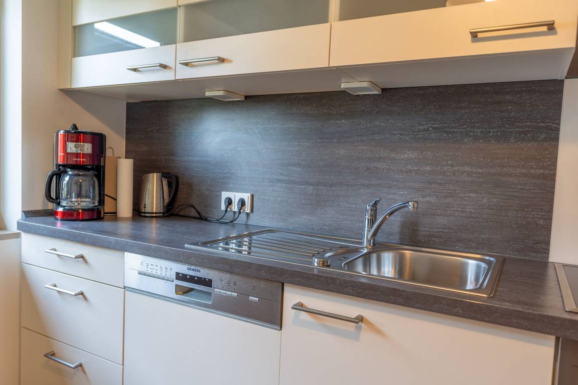 74 m² Ferienwohnung ∙ 1 Schlafzimmer ∙ 4 Gäste – Bild 9