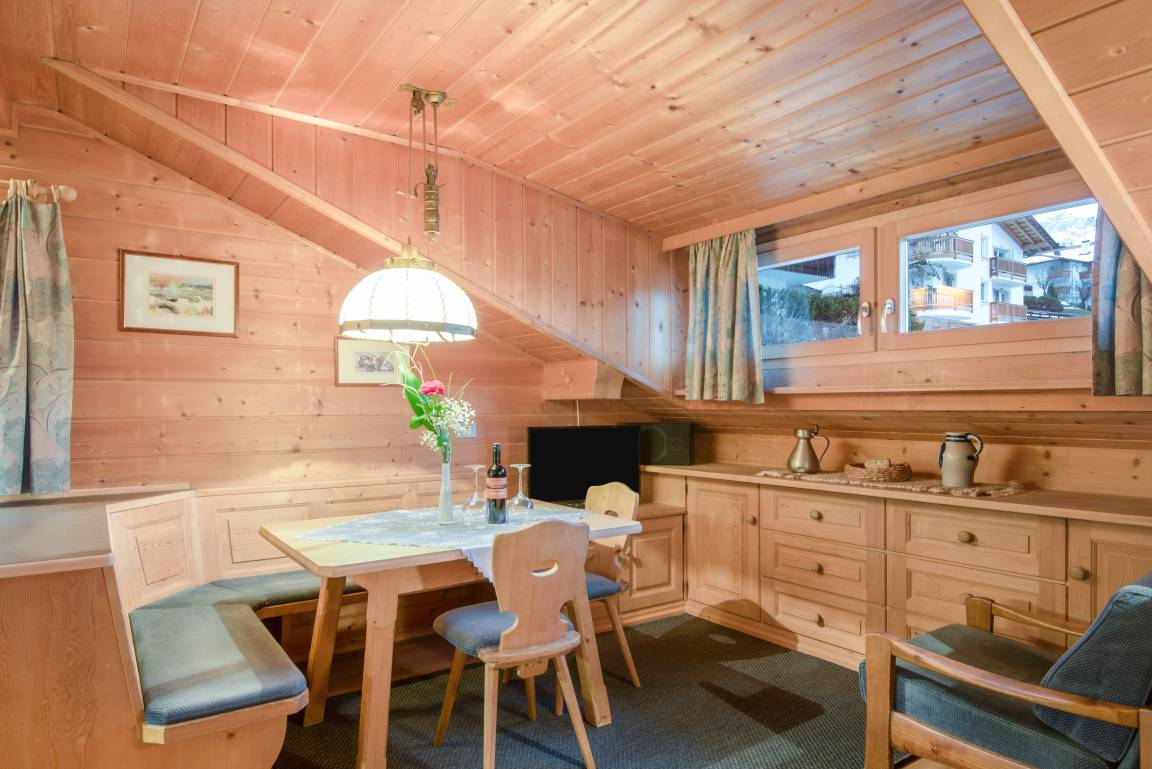 70 M² Apartamento ∙ 2 Habitaciones ∙ 6 Huéspedes - Ortisei