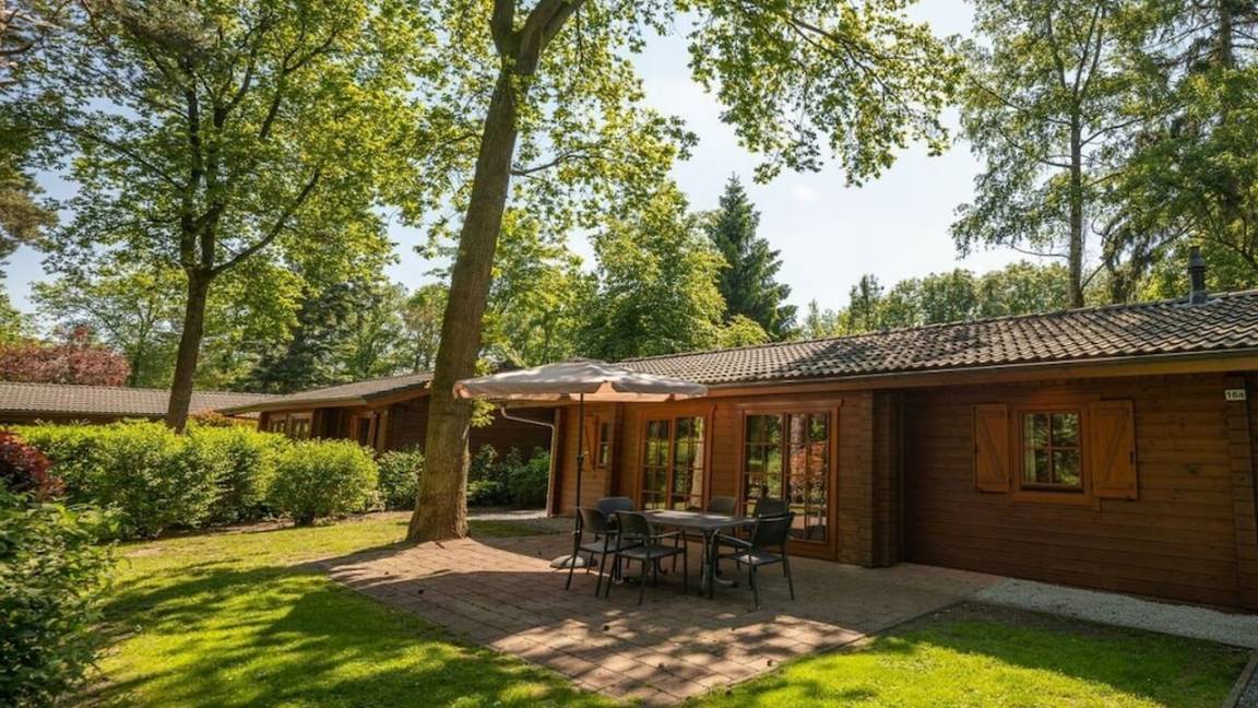 65 M² Ferienhaus ∙ 2 Schlafzimmer ∙ 6 Gäste - Borculo