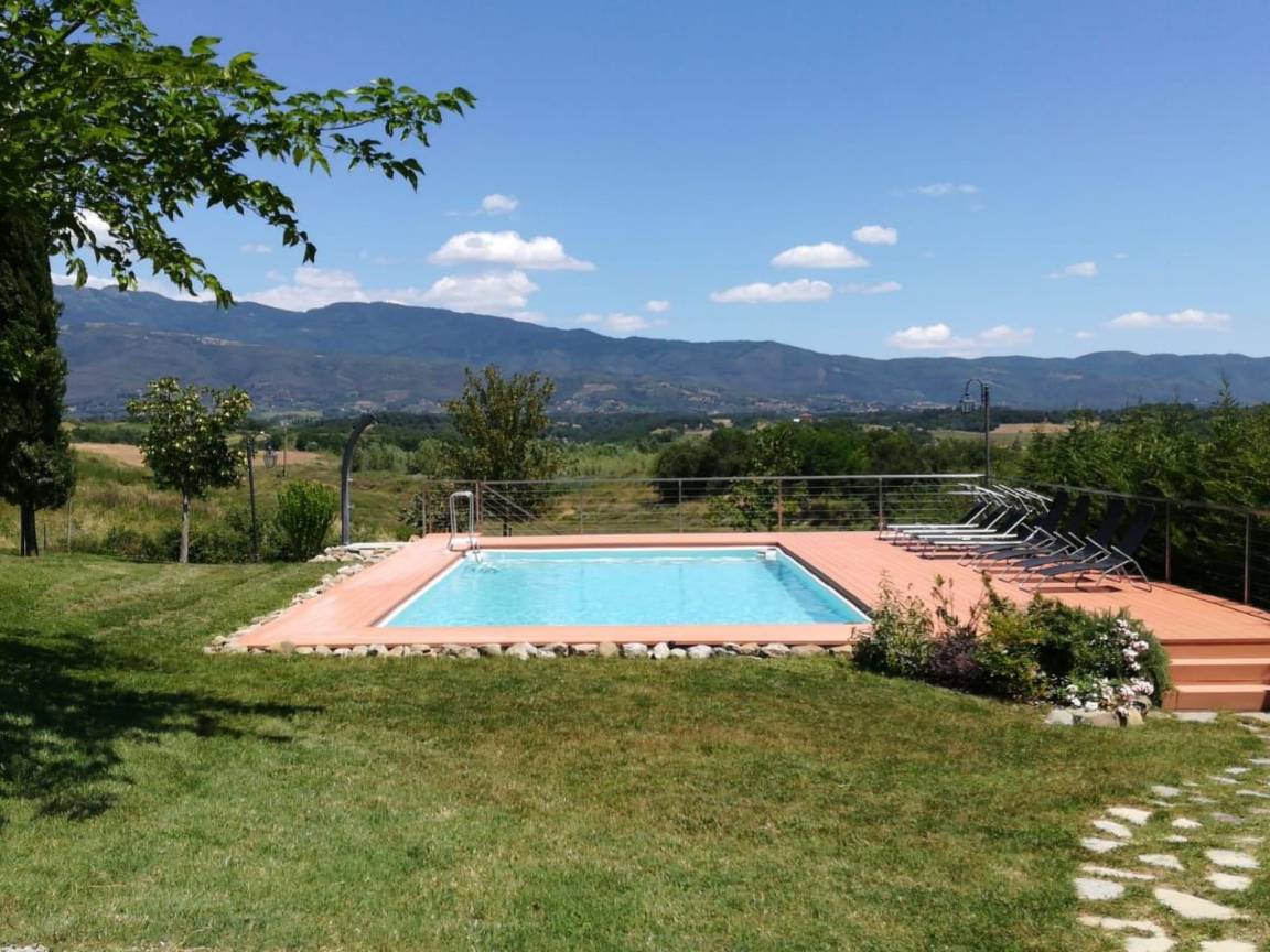 100 M² Appartamento Vacanza ∙ 2 Camere Da Letto ∙ 4 Ospiti - Terranuova Bracciolini
