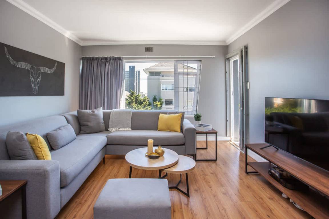 Apartment ∙ 1 Bedroom ∙ 5 Guests - Camps Bay