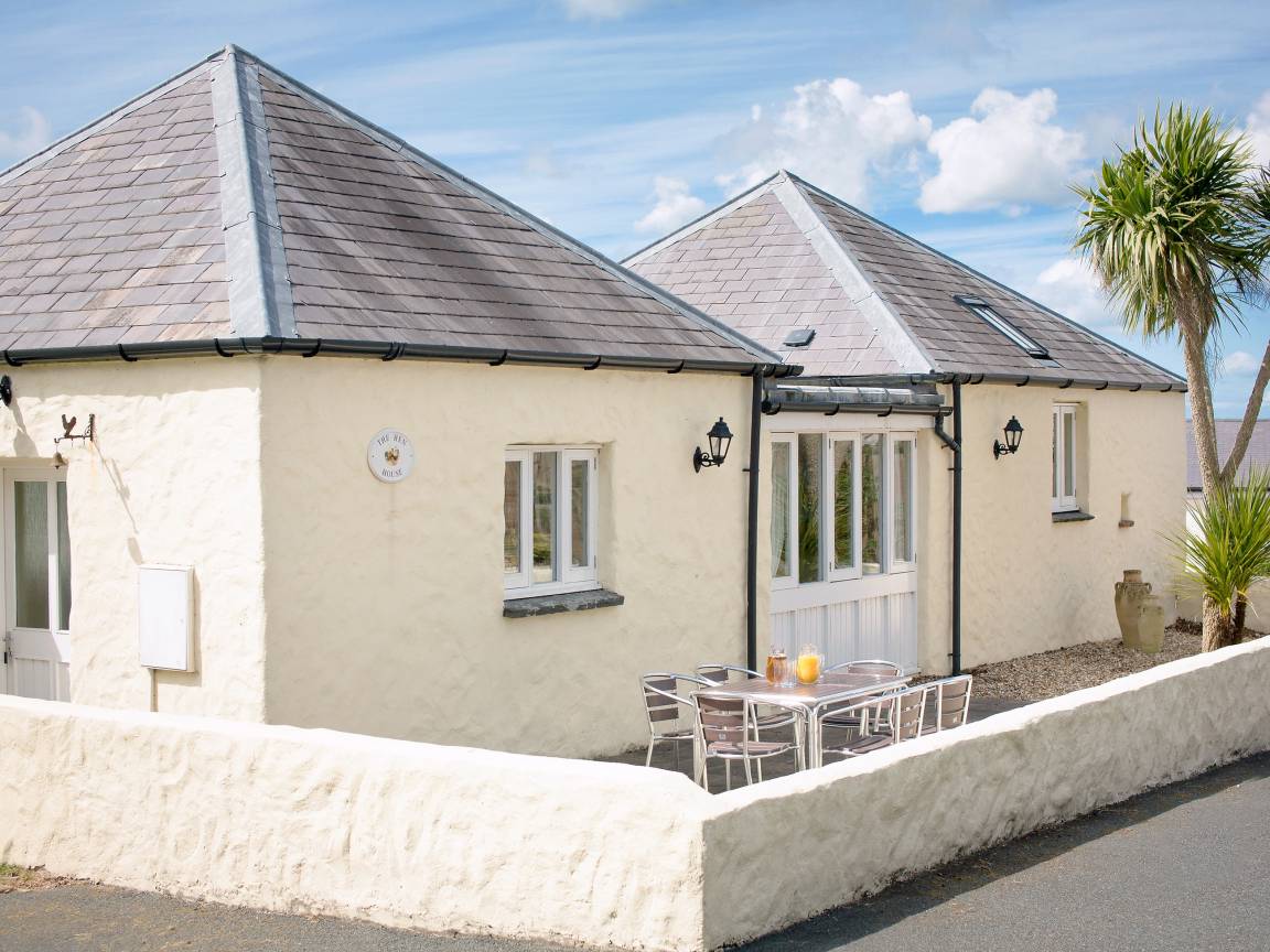 Cottage ∙ 2 Bedrooms ∙ 5 Guests - Freshwater East