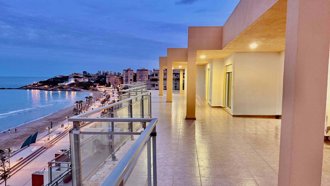 170 M² Ferienwohnung ∙ 3 Schlafzimmer ∙ 6 Gäste - Oropesa del Mar